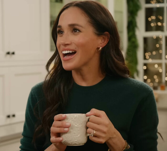 Meghan Markle’s Way To Deal With Criticism In Meetings Revealed By Report And Slammed By Public