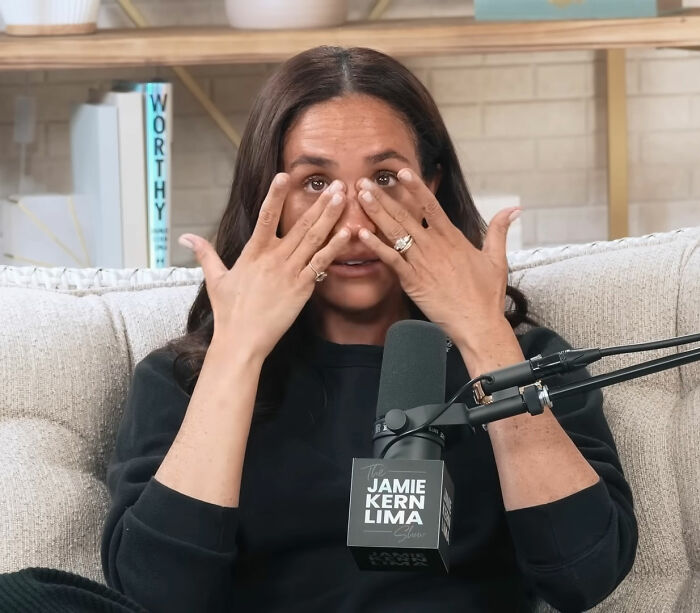 Meghan Markle’s Way To Deal With Criticism In Meetings Revealed By Report And Slammed By Public