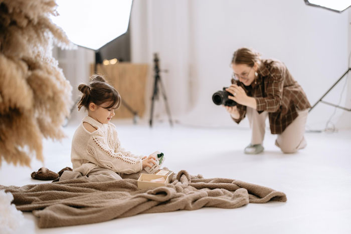 SIL Calls Kids “Misfits” At Family Photo Shoot, Mom’s Hilarious Clapback Triggers A 10-Year Family Feud