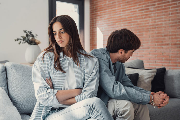 GF Catches BF In A Small Wedding Lie And Pulls The Thread That Exposes His Entire Secret Life