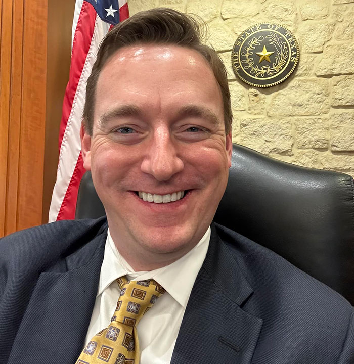 After Judge Goes Viral For Horrific Treatment Of IT Worker, He Orders Critics To Appear In Court