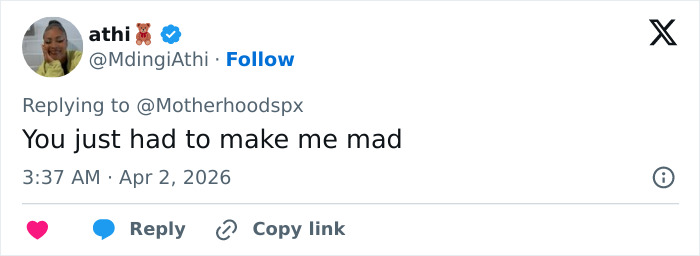 Mom’s Hack For Removing Red 40 From M&Ms Hilariously Roasted After Viewers Spot Daughter’s Reaction