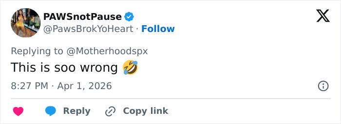 Mom’s Hack For Removing Red 40 From M&Ms Hilariously Roasted After Viewers Spot Daughter’s Reaction