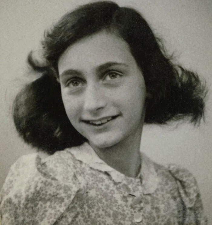 23 Massive Betrayals In Human History That People Still Talk About Today