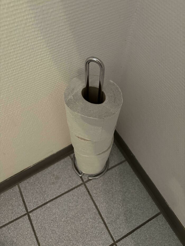 &ldquo;Raise Has A Different Meaning Now&rdquo;: 69 Workplace Photos That Show Why No One Wants To Work Anymore (New Pics)