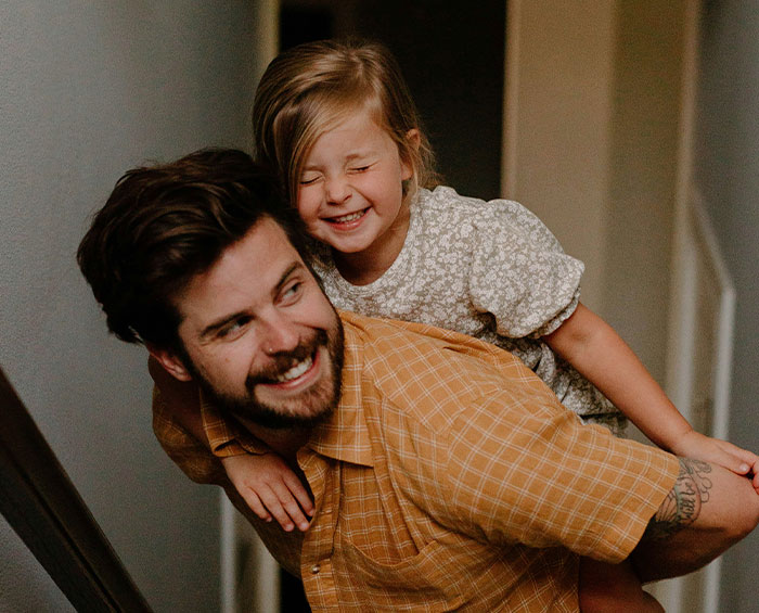 &ldquo;I Think My 5-Year-Old Daughter Might Be A Psychopath&rdquo;: Dad Gets Jump Scare Of His Life