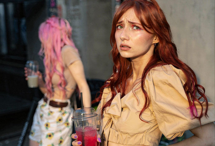 New Wife Finds Photos Of Husband&rsquo;s Old Affair Partner, Realizes He Lied About &ldquo;That&rdquo; Summer