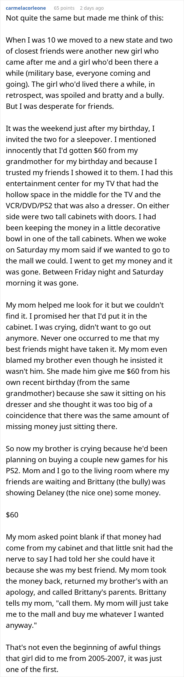 DnD Guest Gets Busted Stealing Manga And Figurines, Keeps Chatting Like He Didn’t Just Get Caught