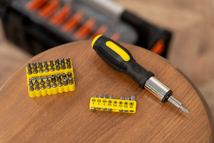 From Hilarious To Downright Unhinged, Here Are 34 Items TSA Has Had To Confiscate Off Of Someone