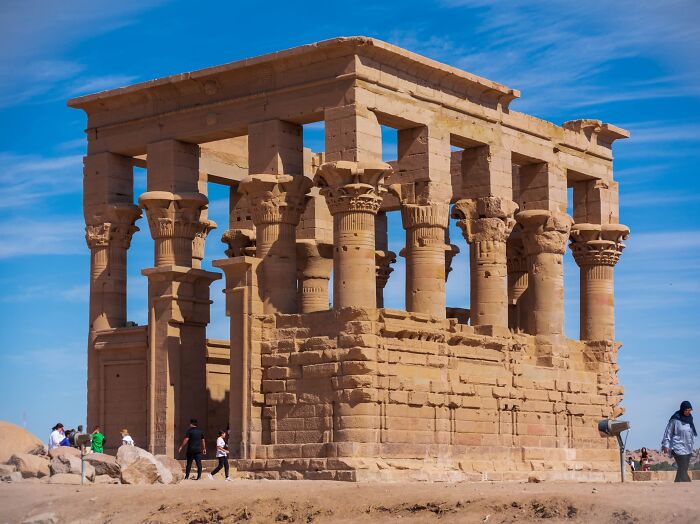 The Facebook Page “World Beauties And Wonders” Shared 75 Of The Most Mesmerizing Pictures