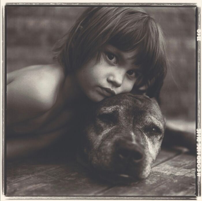 45 Photos From The Past That Reflect The Enduring Relationship Between Dogs And Humans Shared By This Community