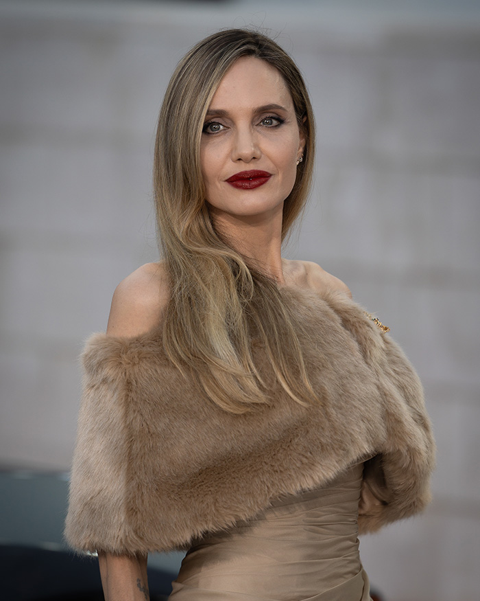 Shiloh Jolie Features In First Music Video, Fans Point Out She’s Her Mom’s Twin