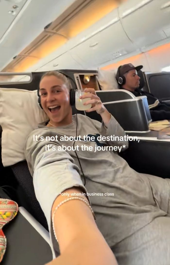 Woman Shares Bizarre Pregnancy Symptom, And It Freaks Out Netizens