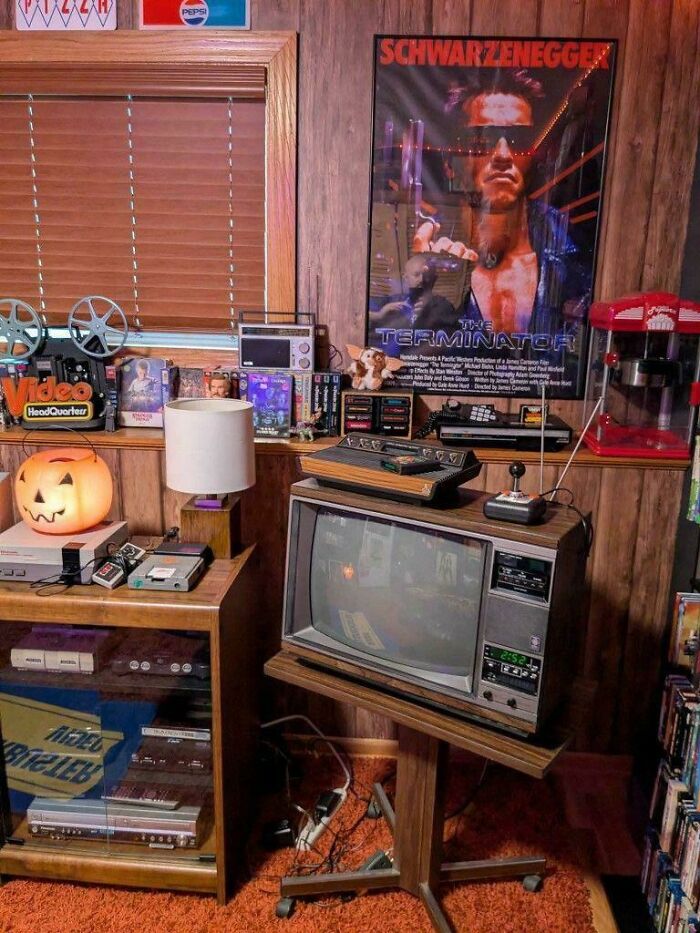 53 Photos That Allow You To Taste, Hear And Feel The 1990s And 2000s