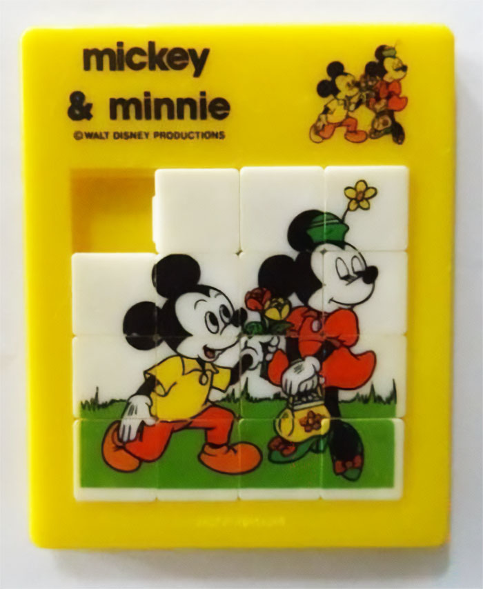 53 Photos That Allow You To Taste, Hear And Feel The 1990s And 2000s