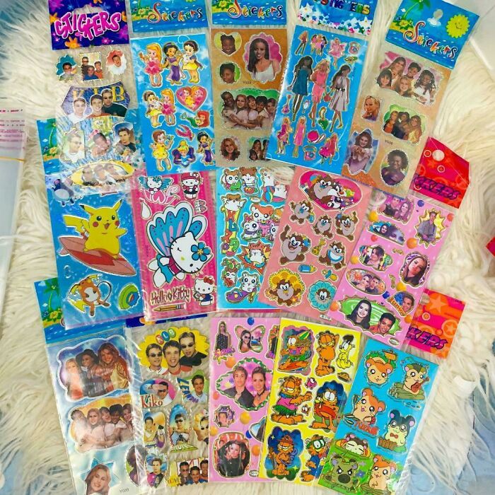 53 Photos That Allow You To Taste, Hear And Feel The 1990s And 2000s