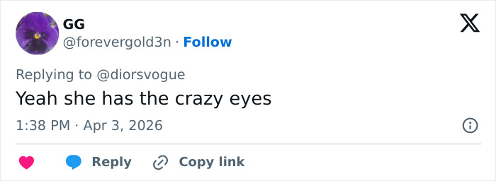 “Something Is Off Here”: People Notice Bizarre Details In Photo Of Selena Gomez And Influencer