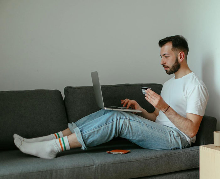 Person Refuses To Let Family Stay With Them And Their Husband After They Failed To Plan Ahead