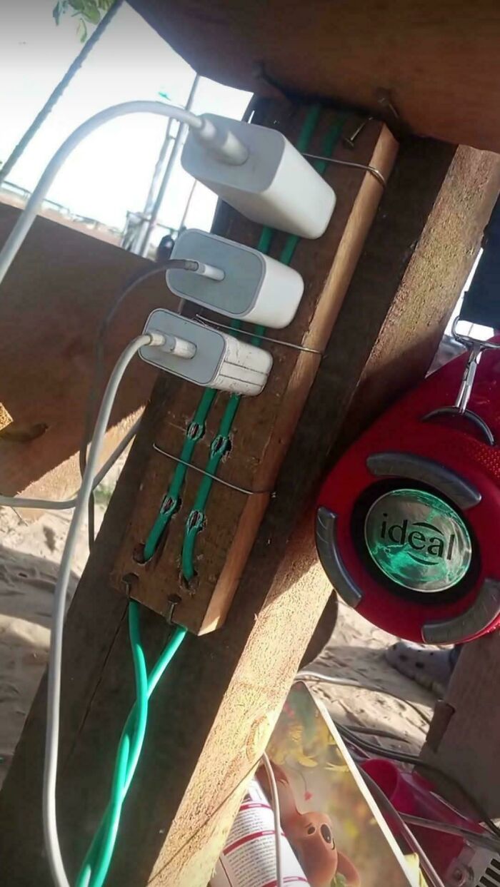 69 Examples Of Redneck Engineering That Might Give A Heart Attack To Actual Engineers (New Pics) 69 Examples Of Redneck Engineering That Might Give A Heart Attack To Actual Engineers (New Pics)