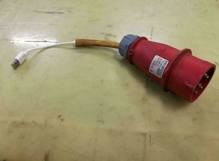 69 Examples Of Redneck Engineering That Might Give A Heart Attack To Actual Engineers (New Pics) 69 Examples Of Redneck Engineering That Might Give A Heart Attack To Actual Engineers (New Pics)