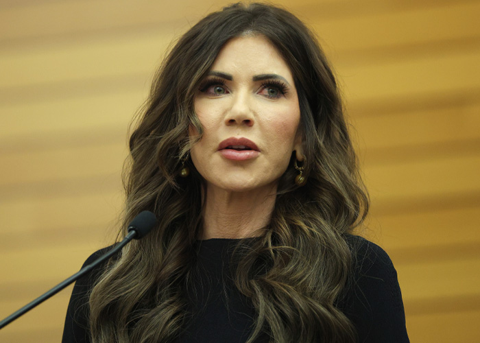 &ldquo;Do Better&rdquo;: Internet Slams SNL After It Brutally Mocks Kristi Noem&rsquo;s Husband Bryan Over Scandal