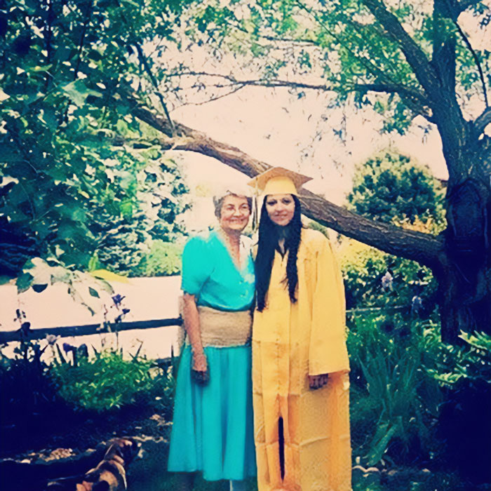 Netizens Brutally Pile On Woman For Fleeing The US To Escape Her Student Loan Payments