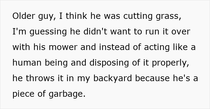 Lazy Man Throws Dog’s Chew Bones Onto Neighbor’s Lawn, Gets A Yard Full Of Them After Petty Revenge Lazy Man Throws Dog’s Chew Bones Onto Neighbor’s Lawn, Gets A Yard Full Of Them After Petty Revenge