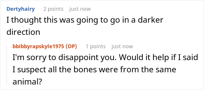 Lazy Man Throws Dog’s Chew Bones Onto Neighbor’s Lawn, Gets A Yard Full Of Them After Petty Revenge Lazy Man Throws Dog’s Chew Bones Onto Neighbor’s Lawn, Gets A Yard Full Of Them After Petty Revenge