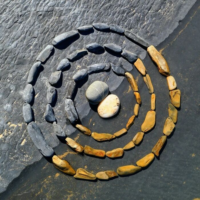 30 Stunning Nature-Inspired Creations Around The World Shared By Land Art Collective