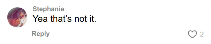 “This Is Actually Genius”: How To Fake A Facelift Like Anne Hathaway Did At The Oscars