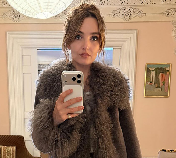 “A Crime Was Confessed”: SNL Star Seems To Make Disturbing Admission As Vanity Fair Slammed For Covering It Up