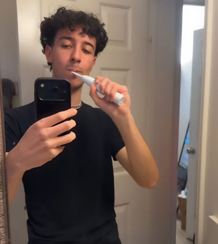 “So Disgusting”: Man’s ‘Day In My Life With Sabrina Carpenter’ Video Sparks Backlash Online “So Disgusting”: Man’s ‘Day In My Life With Sabrina Carpenter’ Video Sparks Backlash Online