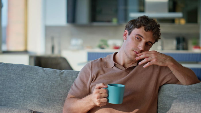 BF Dumped After Laughing At GF Who Was Raised By Nannies, Saying They Were In It For Fat Paycheck