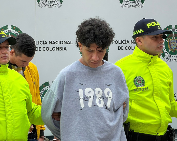 &ldquo;The Swiftie Mafia&rdquo;: Criminal Boss Sparks Hilarious Reactions After People Zoom In On His Arrest Pictures