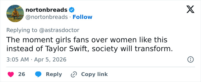 “Thirst Traps From Space”: Astronaut’s Ripped Physique During Moon Mission Sparks Frenzy