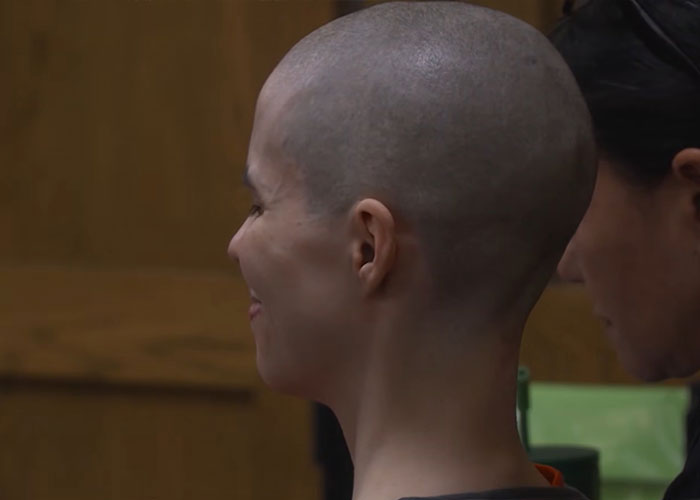 Daughter&rsquo;s Journal Detailed Dark Thoughts About Her Dad, Then She Smiled In Court With A Shocking Statement