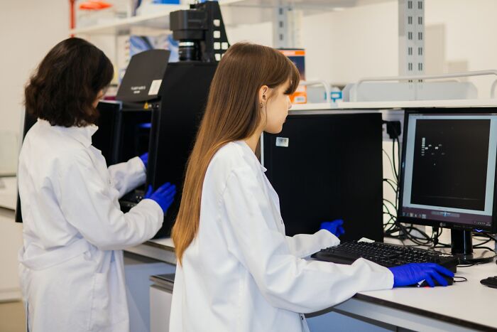 “They Are Not Gentle”: If You Dislike Hospitals, These 73 Hidden Truths May Scare You Even More “They Are Not Gentle”: If You Dislike Hospitals, These 73 Hidden Truths May Scare You Even More