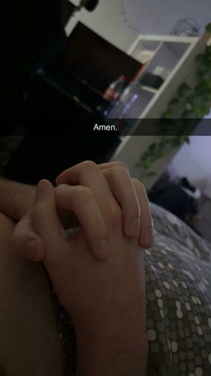 79 People Caught Sleeping In Hilarious And Unhinged Ways