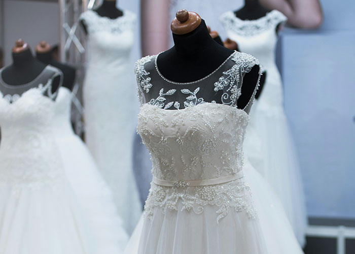 “I Felt Really Icky”: Woman Refuses To Tip For A Wedding Dress, The Internet Sides With Her
