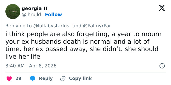 Aubrey Plaza Divides Fans After Revealing Pregnancy With New Partner Just One Year After Husband’s Passing Aubrey Plaza Divides Fans After Revealing Pregnancy With New Partner Just One Year After Husband’s Passing