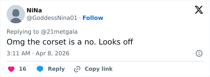 Sydney Sweeney’s Look For ‘Euphoria’ Premiere Brutally Roasted After Fans Notice Unusual Choice