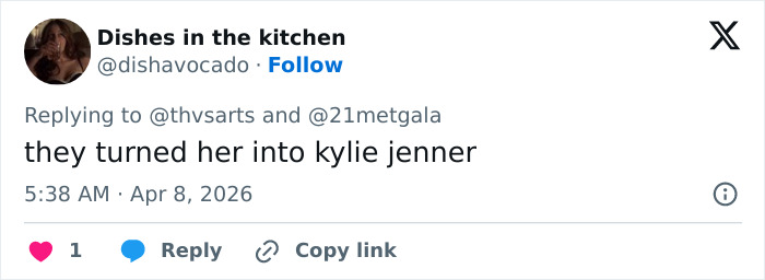 &ldquo;What In The &lsquo;Wicked Cast&rsquo; Is Going On?&rdquo;: Alexa Demie Sparks Concern Over Appearance At &lsquo;Euphoria&rsquo; Premiere