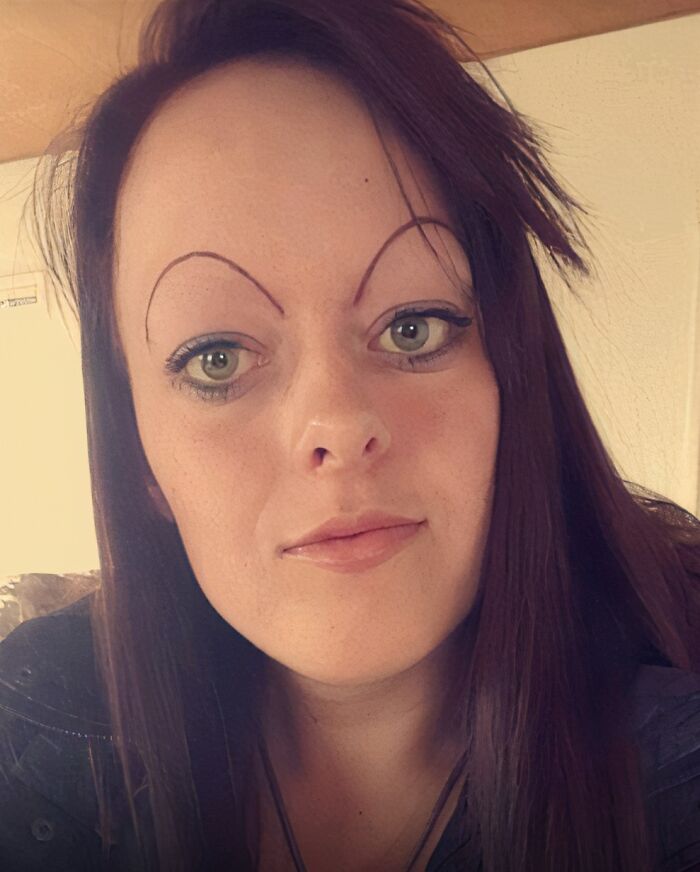 49 Crazy Eyebrows Seeming To Live Their Own Lives On Someone’s Face 49 Crazy Eyebrows Seeming To Live Their Own Lives On Someone’s Face