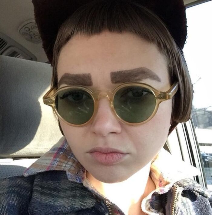 49 Crazy Eyebrows Seeming To Live Their Own Lives On Someone’s Face 49 Crazy Eyebrows Seeming To Live Their Own Lives On Someone’s Face