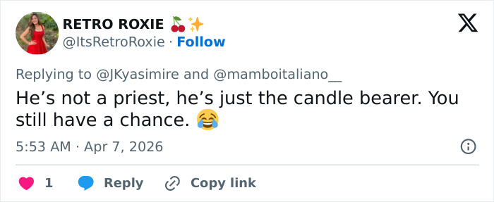 After Internet Loses It Over “Hottie” In Spanish Easter Procession, Sleuths Thank They’ve Figured Out Who He Is After Internet Loses It Over “Hottie” In Spanish Easter Procession, Sleuths Thank They’ve Figured Out Who He Is