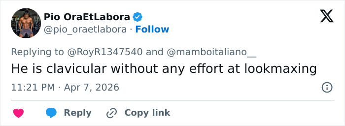 After Internet Loses It Over “Hottie” In Spanish Easter Procession, Sleuths Thank They’ve Figured Out Who He Is After Internet Loses It Over “Hottie” In Spanish Easter Procession, Sleuths Thank They’ve Figured Out Who He Is