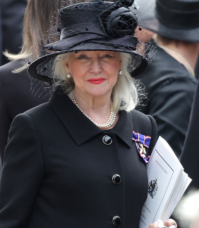 Queen Elizabeth&rsquo;s Former Assistant Speaks Out On What The Royal Family Is Really Like Behind Closed Doors