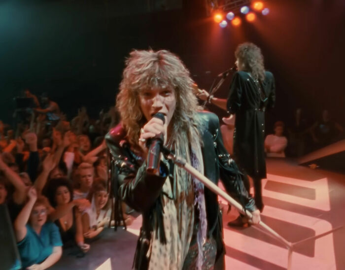 75 People Share Amazing And Interesting Stories About Their Moms