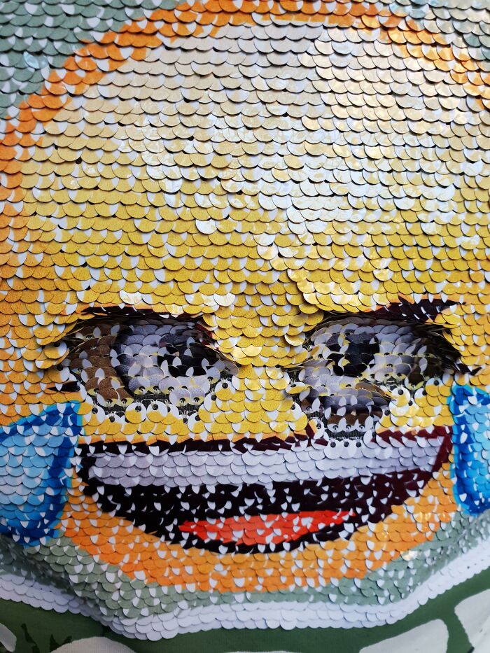 61 Hilariously Bad T-Shirt Designs That Clearly Needed One More Brain Cell