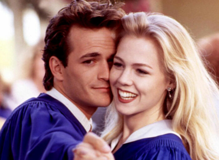 ‘90210’ Star Jennie Garth Makes Bombshell Confession About Her Intimate Relationship With Co-Star Luke Perry
